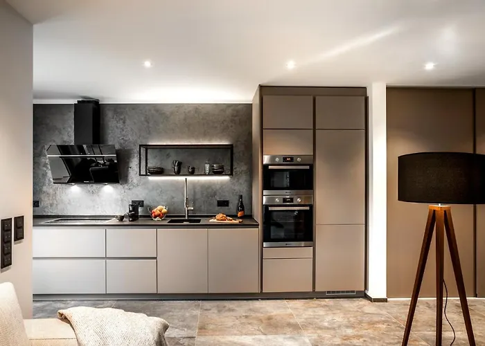 Aparthotel Primera & Boardinghouse 5*